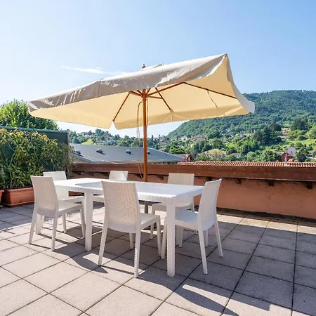Sunny With Terrace Appartement